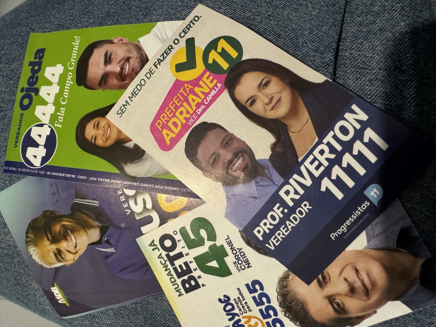 Mesmo com frio campanhas agitam Capital e candidatos disputam a atenção do eleitor 