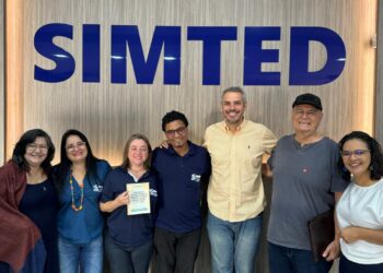 Tiago Botelho e Tetila iniciaram a campanha demonstrando o comprometimento com a educação e funcionários públicos