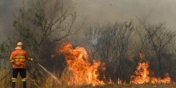 Transito na BR-262 entre Miranda e Corumbá pode sofrer restrições para controle de incêndios no Pantanal