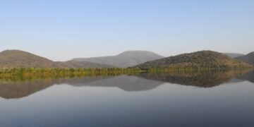 Com temperaturas amenas e em gradativa elevação, tempo permanece estável nesta quarta-feira