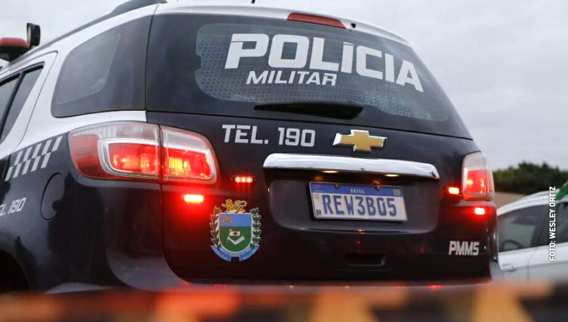 Médico queima mão da namorada com ferro quente durante briga em Amambaí