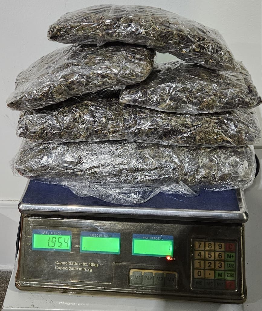 Mulheres são presas em pousada por tráfico de drogas em Corumbá