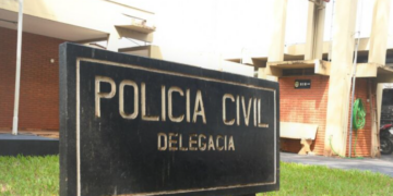 Grávida, mulher quebra celular e agride ex com marreta em Dourados