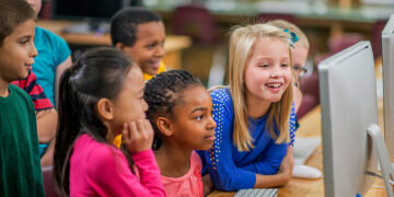 Inteligência Artificial na Educação: Desafios e oportunidades para o Brasil