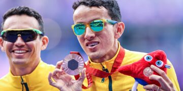 Bolsista de MS, Yeltsin Jacques conquista bronze na Paralimpíada de Paris