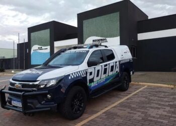 Após perder em jogo de apostas online, valentão quebra celular e agride companheira