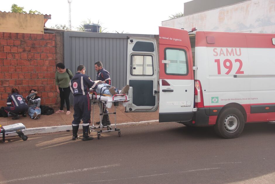 Três ficam feridos após acidente entre motos no Aero Rancho