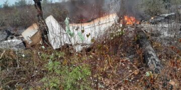 Avô e netos estão entre as 5 vítimas fatais de queda de bimotor em MT