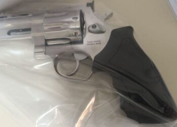 Homem detido por posse ilegal de arma em Dourados