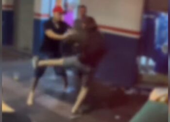 Vídeo: rolê na 14 tem treta e meia hora de soco sem perder a amizade 