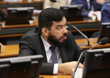 Projeto de Trutis visa reforçar segurança escolar após descriminalização da maconha pelo STF