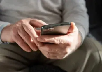 Idoso de 76 anos é vítima de golpe de R$ 14 mil; três suspeitos são presos com apoio da PRF
