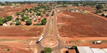 Governo de MS conclui pavimentação de avenida e investe em infraestrutura em cidades do interior