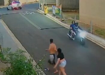 Motoboy é morto a facadas pelo namorado da ex-mulher
