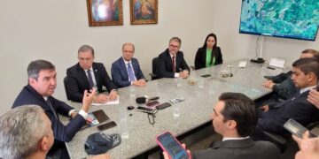 Riedel discute com Lula relatório sobre conflito fundiário e preocupação com narcotráfico na fronteira