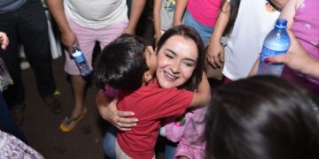 Adriane (PP) apresenta projetos e destaca avanços na educação em reunião no Nova Lima