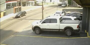 Vídeo: mulher atingida por carro na Ceará está em estado gravíssimo na Santa Casa