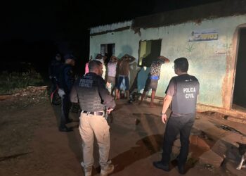 Operação Conjunta em Dois Irmãos do Buriti: Polícia prende agressor durante fiscalização de bares e combate ao tráfico