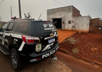 Quatro adolescentes são presos por participação em espancamento que resultou na morte de homem em Dourados