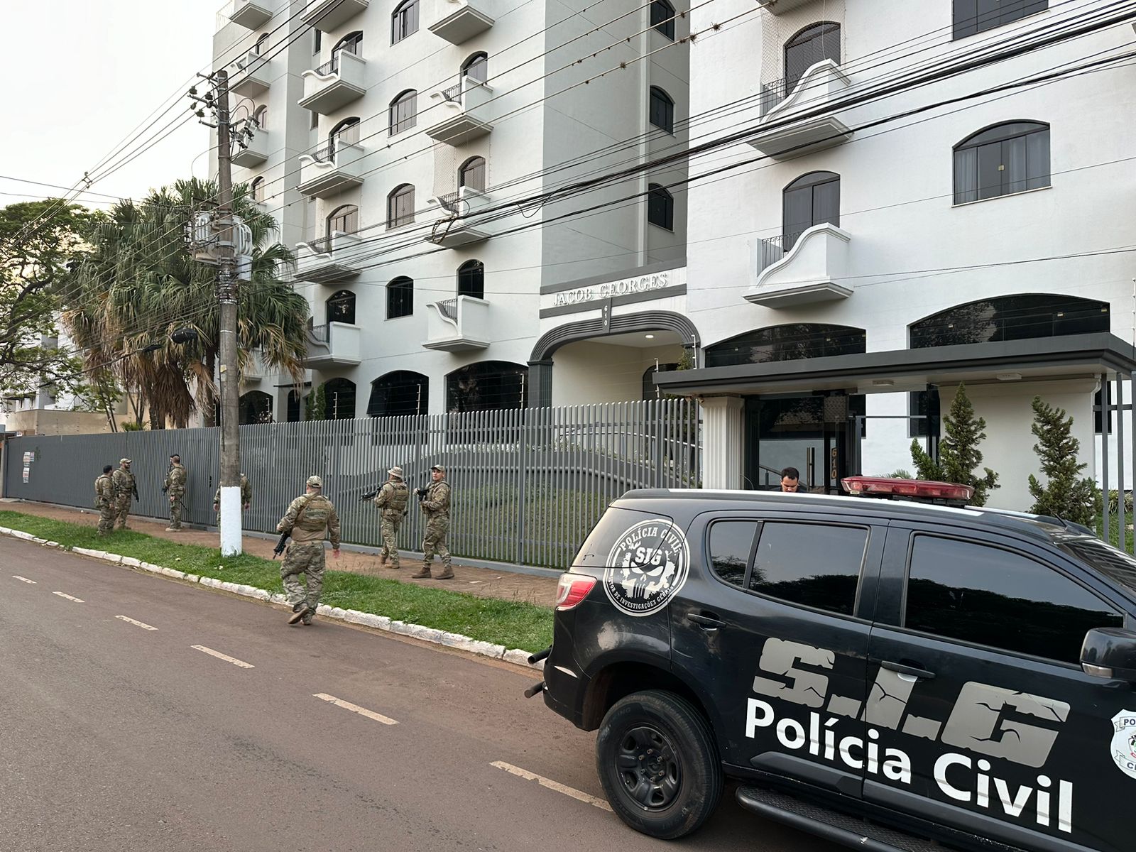 Homem é preso acusado de roubo a banco em Ponta Porã