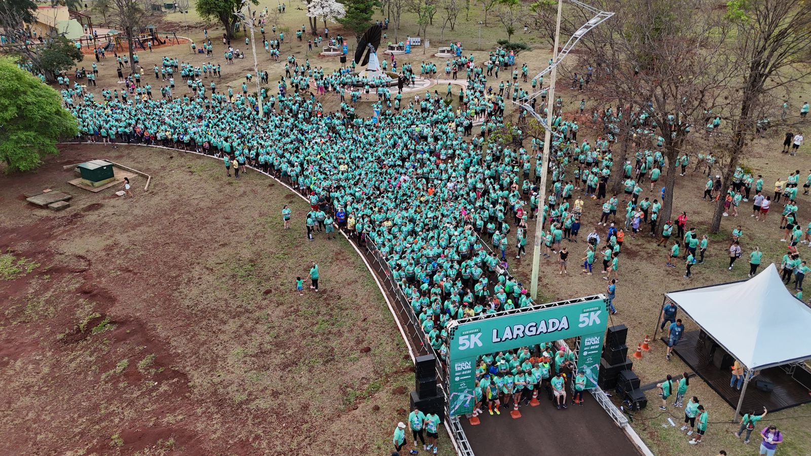 Corrida do Pantanal: caminhada de 5 km traz histórias de superação de depressão e de renovação de casamento