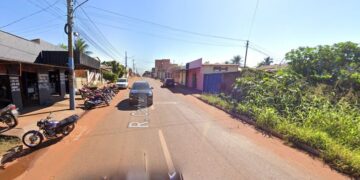 Jovem é baleado após investigar barulho em frente de casa no Caiobá