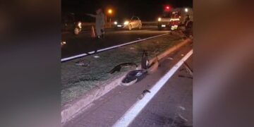 O acidente que matou o motociclista foi tão grave que a vítima foi arremessada em Dourados