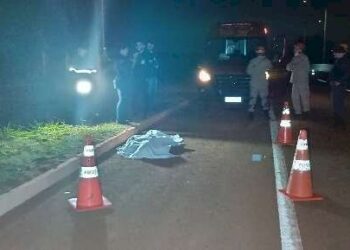 Jovem indígena morre atropelado na MS-156 em Itaporã e mulher é resgatada com sinais de esganadura