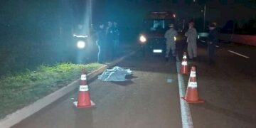 Jovem indígena morre atropelado na MS-156 em Itaporã e mulher é resgatada com sinais de esganadura