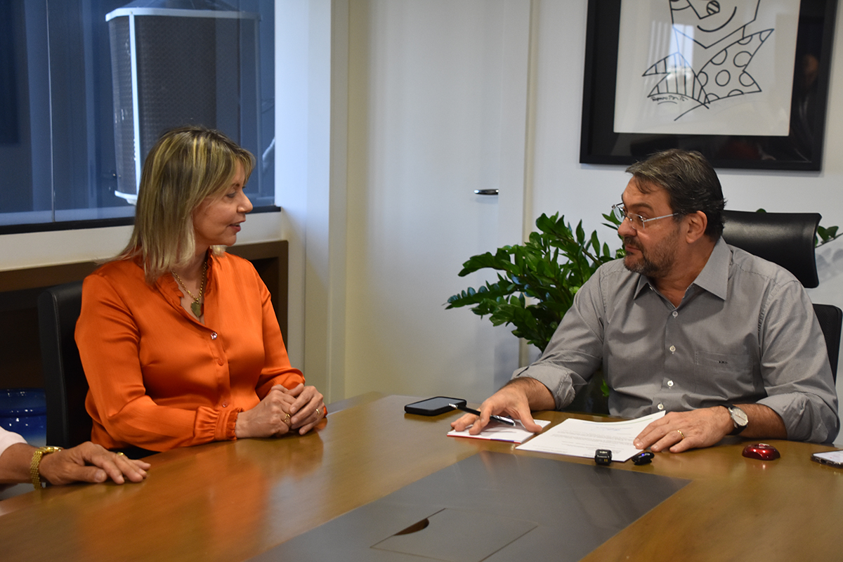 Presidente da Fiems recebe demanda para construção de Sesi e Senai em Água Clara