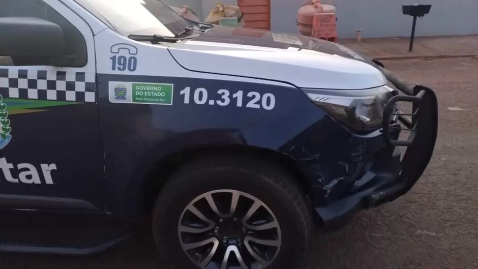 Homem é preso por ameaçar esposa e filha com arma em Rio Brilhante