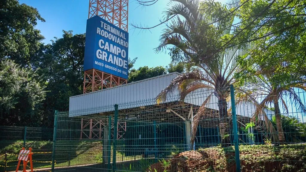 Funcionária da rodoviária de Campo Grande fica ferida após agressão de passageiro