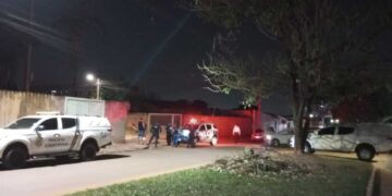Homem é esfaqueado e morre no Jardim Centro Oeste