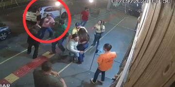 Confusão e tiroteio em boate teriam começado depois de adolescente ter sido expulsa do local