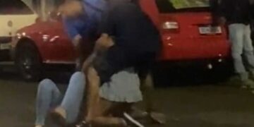 Rinha de rua: Briga com chumaço de cabelo arrancado agita avenida em Campo Grande