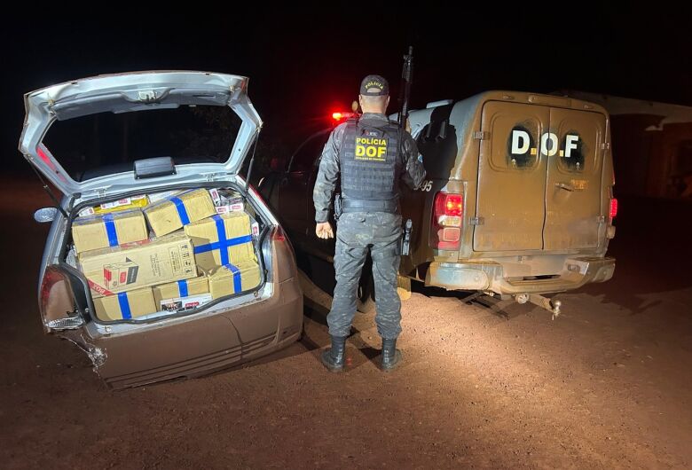 Polícia apreende veículo com grande quantidade de mercadorias ilegais na MS-466