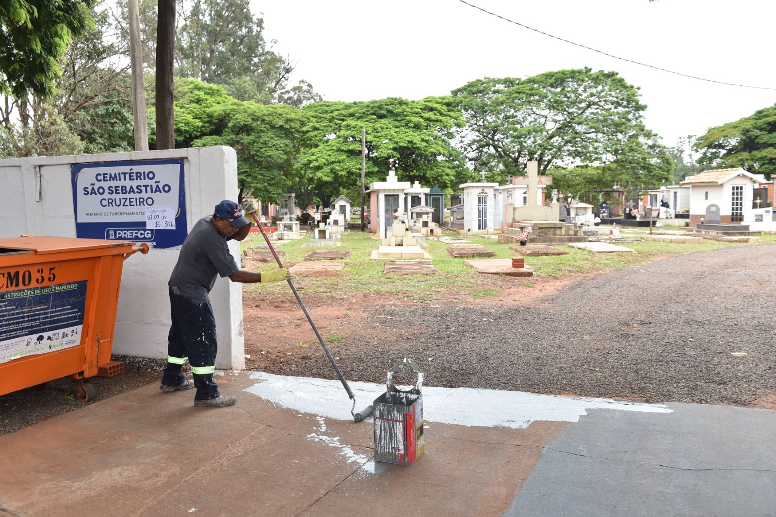 Dia de Finados: Entenda o funcionamento dos cemitérios públicos de Campo Grande no próximo sábado