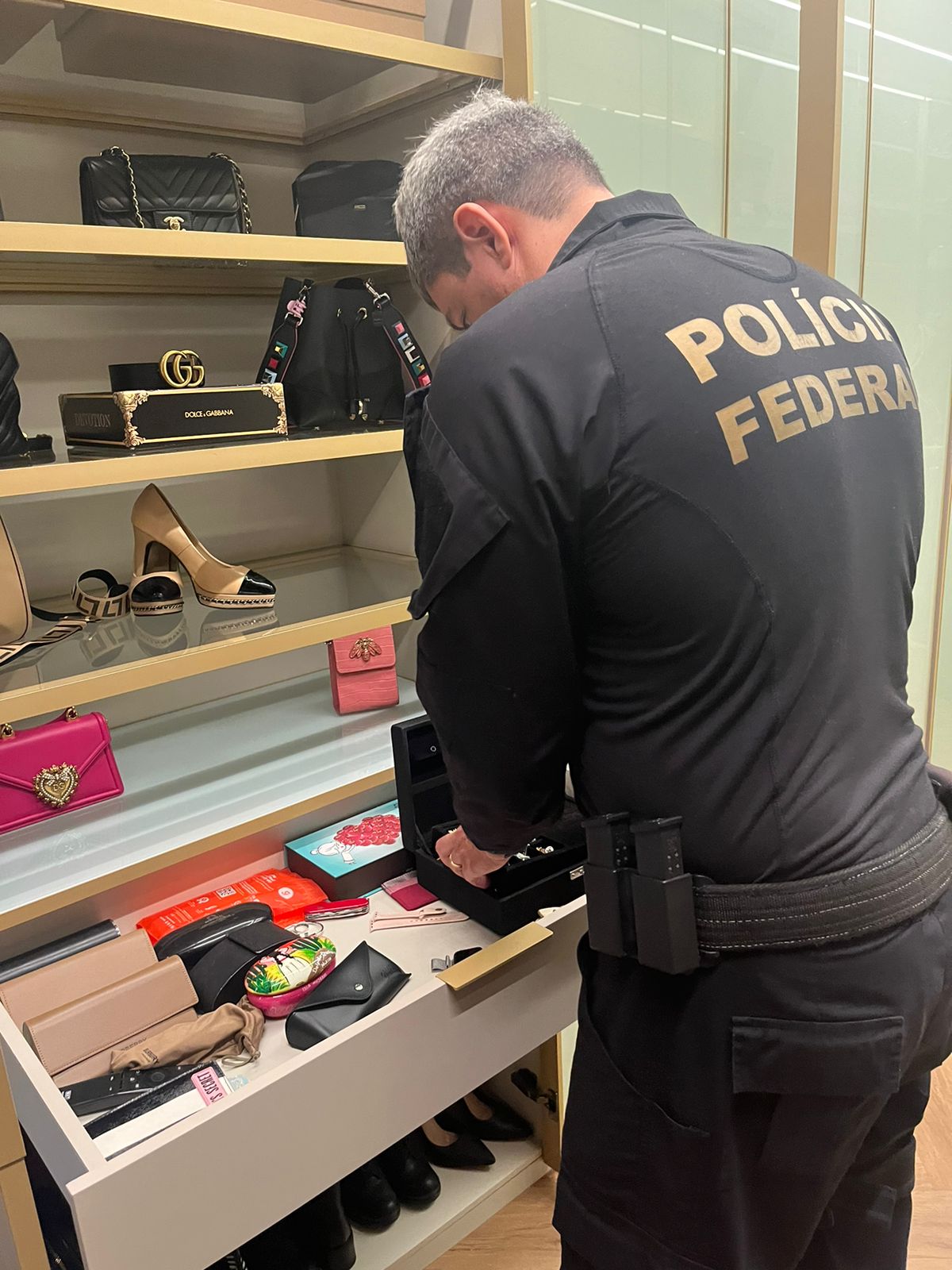 Desembargadores teriam usado filhos para lavar dinheiro; STJ pediu quebra de sigilo bancário de 35 pessoas 