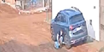 Vídeo: Rose Modesto denuncia à PF tentativa de monitoramento em veículo de campanha