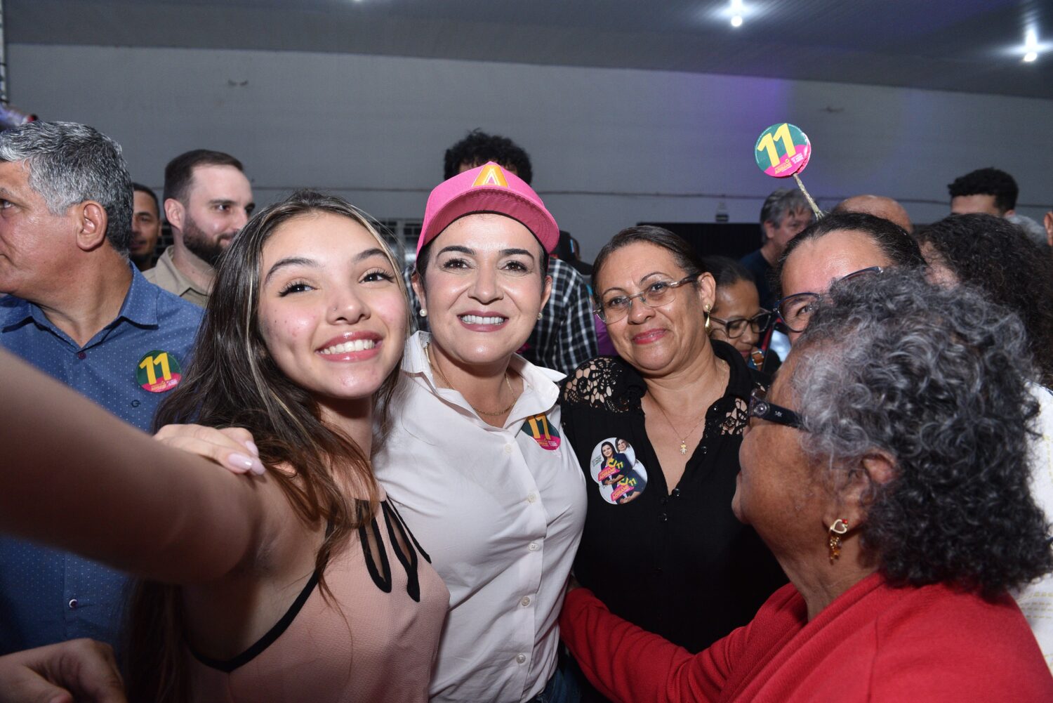 Adriane apresenta propostas para o desenvolvimento dos bairros Mata do Jacinto e Coophavila