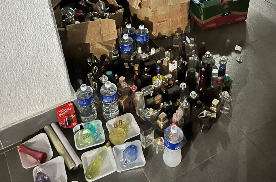 Trio que falsificava perfumes “tentou a sorte” na Capital com “importados” a R$ 5