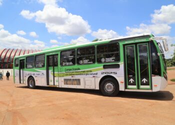 Ônibus movido 100% a gás natural começa a ser testado em Campo Grande