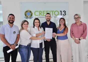 Adriane Lopes reafirma compromisso com fisioterapeutas e terapeutas ocupacionais