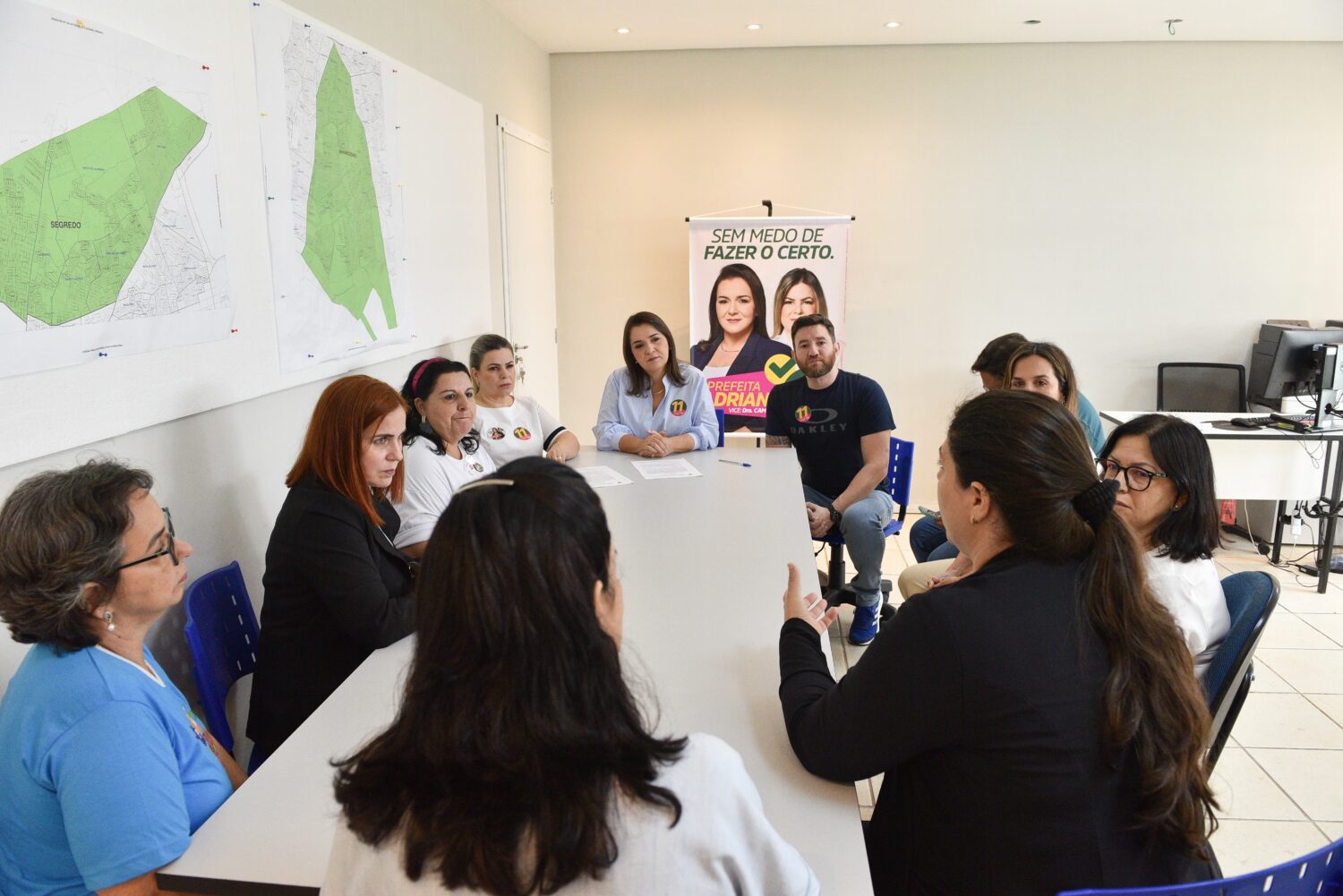 Em reunião com membros do PRO D TEA, Adriane firma termo de compromisso de políticas públicas para autistas 