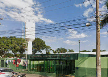 Diretora escolar é detida por “desordem” em escola da Capital