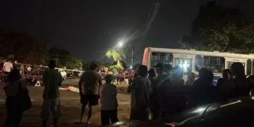 Jovem de 18 anos m*rre em acidente entre moto e ônibus no Jardim Monumento 