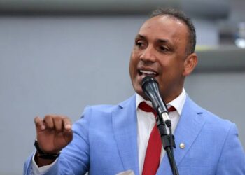 Coringa sai na frente e garante grupo de sete vereadores para disputar a presidência da Câmara