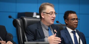 Projeto de lei de Neno Razuk  garante vacinação domiciliar para pessoas com autismo em Mato Grosso do Sul