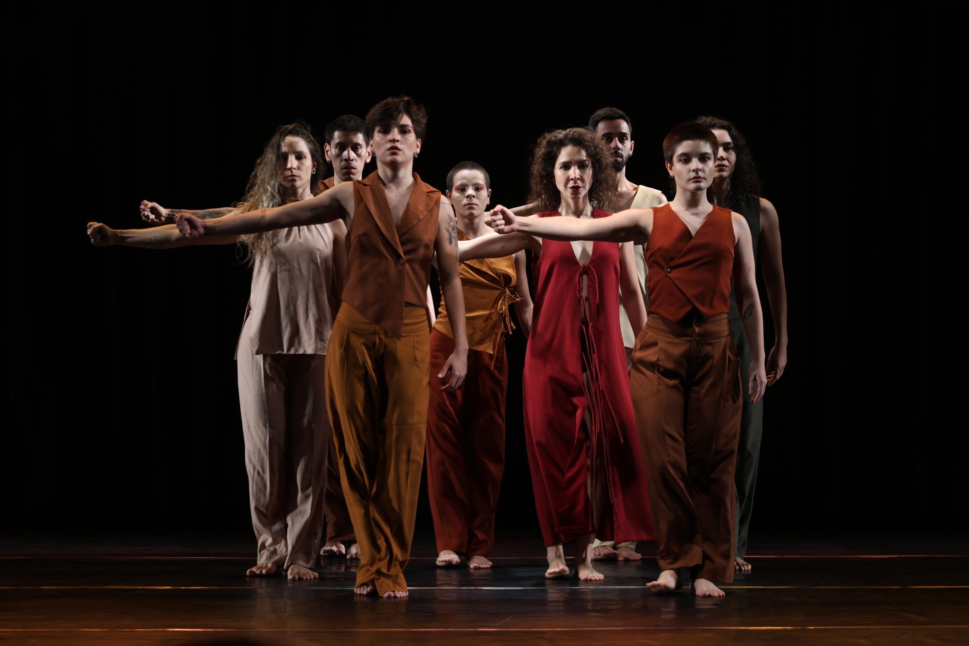 Agendão: primeiro fim de semana de outubro tem circo, Semana pra Dança, Festival Desver e teatro