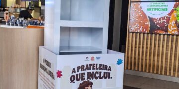 Campanha “A Prateleira que Inclui” foca em crianças autistas; saiba onde doar brinquedos